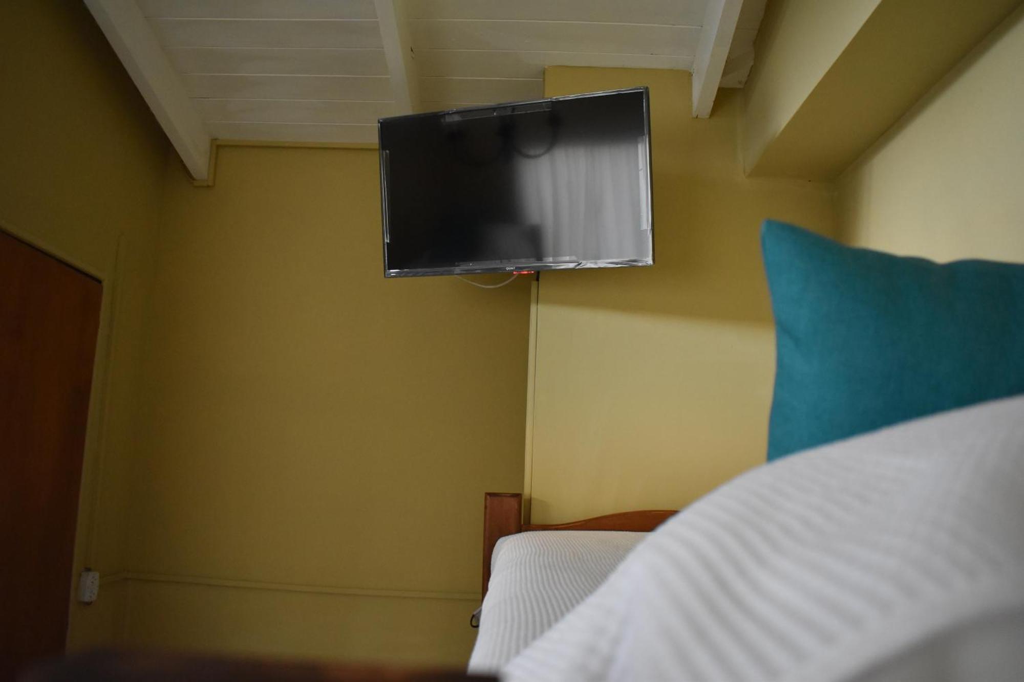 Hotel Cabanas Aparts Tierra De Glaciares إل كالافاتي المظهر الخارجي الصورة