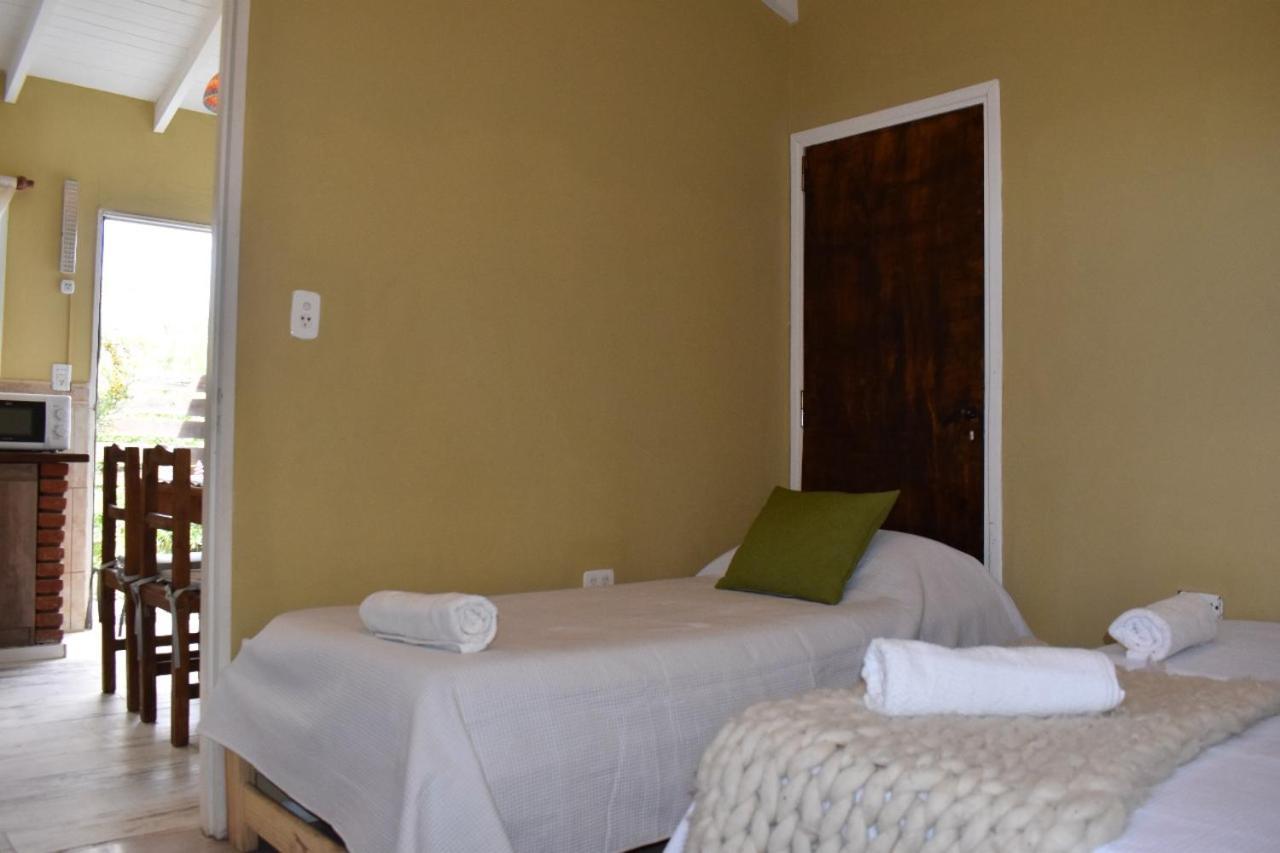 Hotel Cabanas Aparts Tierra De Glaciares إل كالافاتي المظهر الخارجي الصورة